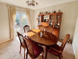 Dining room- click for photo gallery